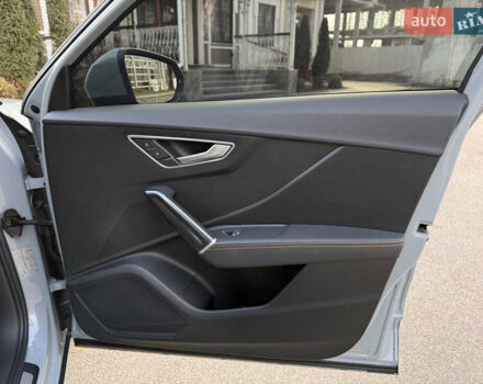 Сірий Ауді Q2L e-tron, об'ємом двигуна 0 л та пробігом 17 тис. км за 23950 $, фото 73 на Automoto.ua