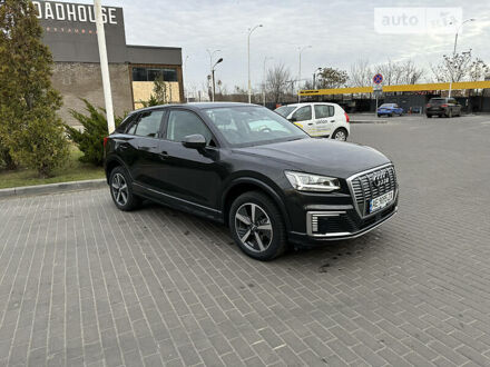 Ауди Q2L e-tron 2021 в Днепре (Днепропетровске) на Automoto.ua Серый Ауди Q2L e-tron, объемом двигателя 0 л и пробегом 3 тыс. км за 26500 $, фото 1 на Automoto.ua