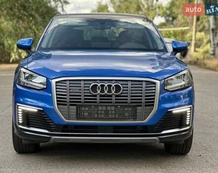 Синій Ауді Q2L e-tron, об'ємом двигуна 0 л та пробігом 14 тис. км за 27500 $, фото 12 на Automoto.ua