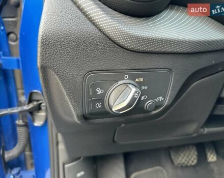 Синій Ауді Q2L e-tron, об'ємом двигуна 0 л та пробігом 14 тис. км за 27500 $, фото 34 на Automoto.ua
