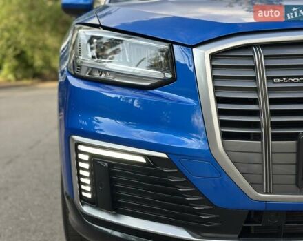 Синій Ауді Q2L e-tron, об'ємом двигуна 0 л та пробігом 14 тис. км за 27500 $, фото 11 на Automoto.ua