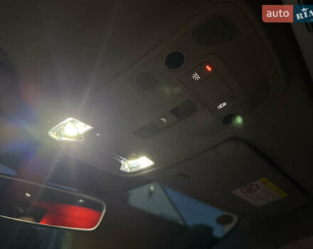 Зелений Ауді Q2L e-tron, об'ємом двигуна 0 л та пробігом 27 тис. км за 22000 $, фото 24 на Automoto.ua