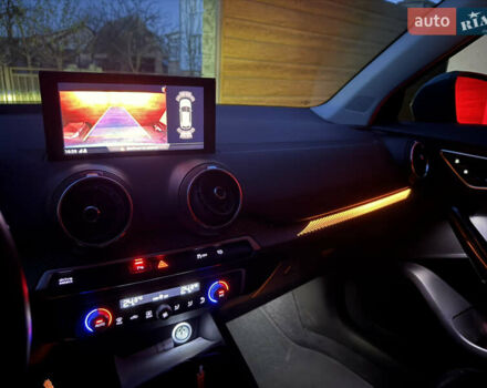 Зелений Ауді Q2L e-tron, об'ємом двигуна 0 л та пробігом 27 тис. км за 22000 $, фото 22 на Automoto.ua