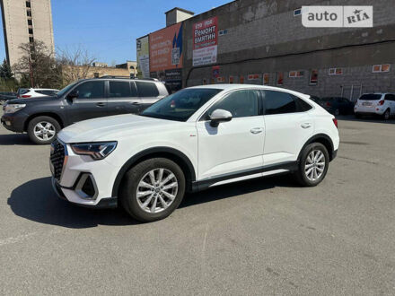 Белый Ауди Q3 Sportback, объемом двигателя 1.98 л и пробегом 42 тыс. км за 39999 $, фото 1 на Automoto.ua