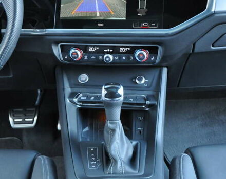 Сірий Ауді Q3 Sportback, об'ємом двигуна 1.97 л та пробігом 48 тис. км за 36990 $, фото 33 на Automoto.ua