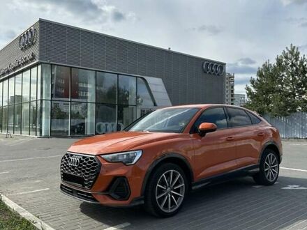 Помаранчевий Ауді Q3 Sportback, об'ємом двигуна 2 л та пробігом 43 тис. км за 42900 $, фото 1 на Automoto.ua