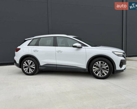 Белый Ауди Q4 e-tron, объемом двигателя 0 л и пробегом 150 тыс. км за 24200 $, фото 17 на Automoto.ua