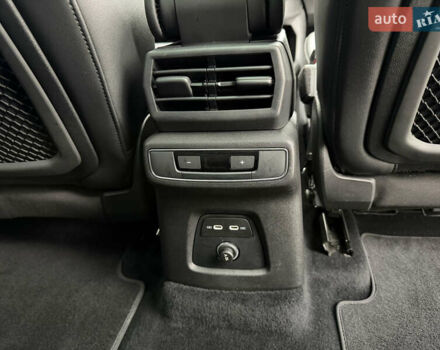 Белый Ауди Q4 e-tron, объемом двигателя 0 л и пробегом 150 тыс. км за 24200 $, фото 43 на Automoto.ua