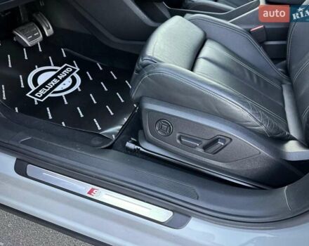 Белый Ауди Q4 e-tron, объемом двигателя 0 л и пробегом 60 тыс. км за 39900 $, фото 84 на Automoto.ua