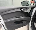 Белый Ауди Q4 e-tron, объемом двигателя 0 л и пробегом 150 тыс. км за 24200 $, фото 60 на Automoto.ua