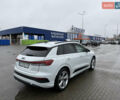 Белый Ауди Q4 e-tron, объемом двигателя 0 л и пробегом 101 тыс. км за 27800 $, фото 6 на Automoto.ua