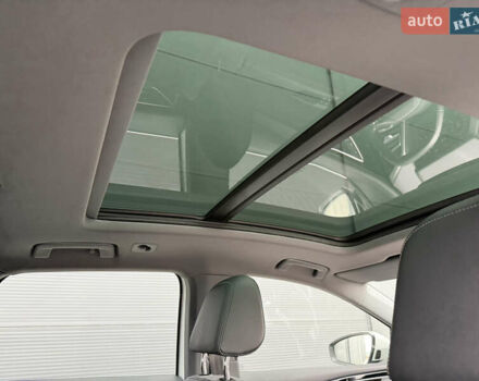 Белый Ауди Q4 e-tron, объемом двигателя 0 л и пробегом 150 тыс. км за 24200 $, фото 45 на Automoto.ua