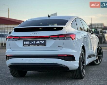 Белый Ауди Q4 e-tron, объемом двигателя 0 л и пробегом 60 тыс. км за 39900 $, фото 31 на Automoto.ua