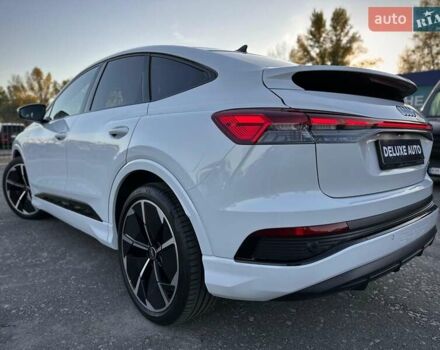 Белый Ауди Q4 e-tron, объемом двигателя 0 л и пробегом 60 тыс. км за 39900 $, фото 36 на Automoto.ua
