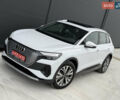 Белый Ауди Q4 e-tron, объемом двигателя 0 л и пробегом 150 тыс. км за 24200 $, фото 1 на Automoto.ua