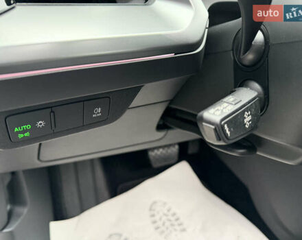 Белый Ауди Q4 e-tron, объемом двигателя 0 л и пробегом 150 тыс. км за 24200 $, фото 62 на Automoto.ua