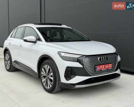 Белый Ауди Q4 e-tron, объемом двигателя 0 л и пробегом 150 тыс. км за 24200 $, фото 50 на Automoto.ua