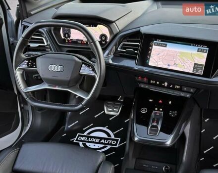 Белый Ауди Q4 e-tron, объемом двигателя 0 л и пробегом 60 тыс. км за 39900 $, фото 68 на Automoto.ua