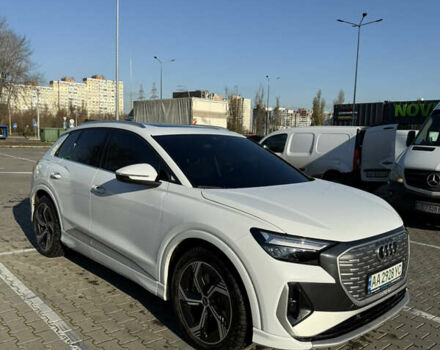 Білий Ауді Q4 e-tron, об'ємом двигуна 0 л та пробігом 44 тис. км за 29900 $, фото 9 на Automoto.ua
