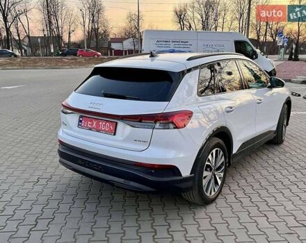 Белый Ауди Q4 e-tron, объемом двигателя 0 л и пробегом 78 тыс. км за 27000 $, фото 4 на Automoto.ua