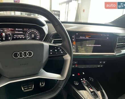 Белый Ауди Q4 e-tron, объемом двигателя 0 л и пробегом 28 тыс. км за 32500 $, фото 12 на Automoto.ua