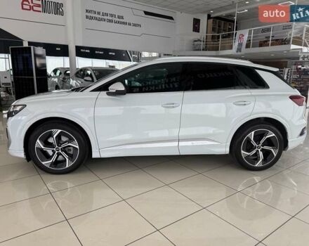 Белый Ауди Q4 e-tron, объемом двигателя 0 л и пробегом 21 тыс. км за 31500 $, фото 3 на Automoto.ua