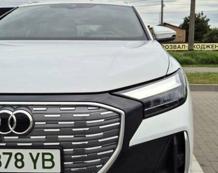 Белый Ауди Q4 e-tron, объемом двигателя 0 л и пробегом 4 тыс. км за 33500 $, фото 32 на Automoto.ua