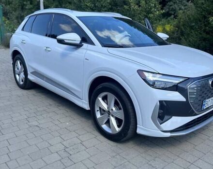 Белый Ауди Q4 e-tron, объемом двигателя 0 л и пробегом 19 тыс. км за 28500 $, фото 17 на Automoto.ua