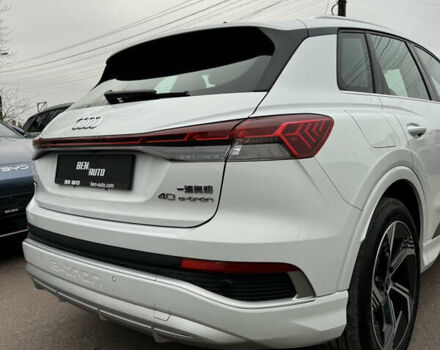 Белый Ауди Q4 e-tron, объемом двигателя 0 л и пробегом 6 тыс. км за 28500 $, фото 22 на Automoto.ua