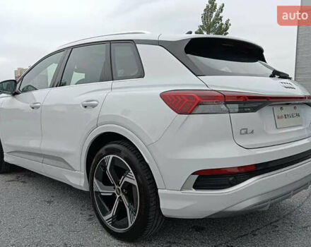 Ауди Q4 e-tron 2023 в Львове на Automoto.ua Белый Ауди Q4 e-tron, объемом двигателя 0 л и пробегом 8 тыс. км за 27000 $, фото 3 на Automoto.ua