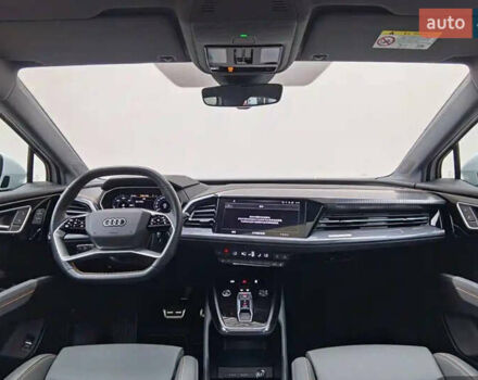 Ауди Q4 e-tron 2023 в Киеве на Automoto.ua Белый Ауди Q4 e-tron, объемом двигателя 0 л и пробегом 8 тыс. км за 27000 $, фото 6 на Automoto.ua