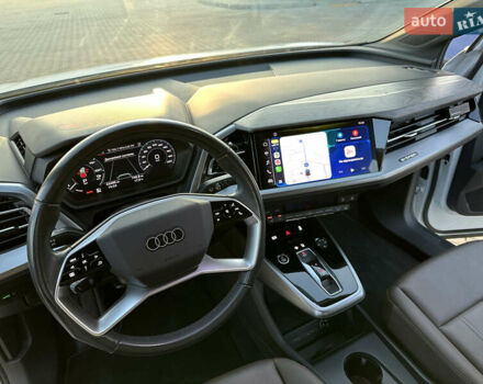 Белый Ауди Q4 e-tron, объемом двигателя 0 л и пробегом 43 тыс. км за 26950 $, фото 36 на Automoto.ua