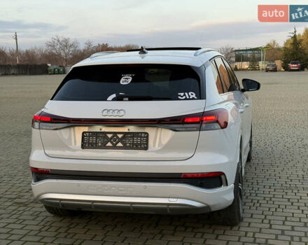 Белый Ауди Q4 e-tron, объемом двигателя 0 л и пробегом 65 тыс. км за 28500 $, фото 42 на Automoto.ua