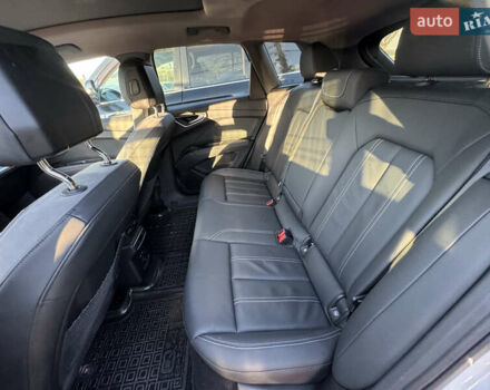 Белый Ауди Q4 e-tron, объемом двигателя 0 л и пробегом 45 тыс. км за 29999 $, фото 27 на Automoto.ua