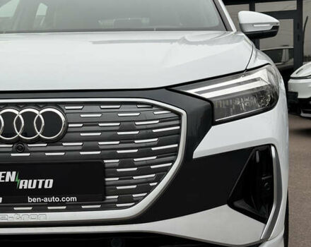 Белый Ауди Q4 e-tron, объемом двигателя 0 л и пробегом 6 тыс. км за 28500 $, фото 9 на Automoto.ua