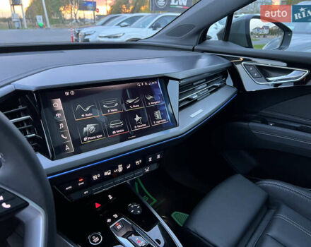 Белый Ауди Q4 e-tron, объемом двигателя 0 л и пробегом 1 тыс. км за 28500 $, фото 36 на Automoto.ua