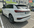 Белый Ауди Q4 e-tron, объемом двигателя 0 л и пробегом 46 тыс. км за 33000 $, фото 1 на Automoto.ua