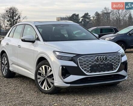 Белый Ауди Q4 e-tron, объемом двигателя 0 л и пробегом 18 тыс. км за 27500 $, фото 9 на Automoto.ua