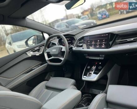 Белый Ауди Q4 e-tron, объемом двигателя 0 л и пробегом 18 тыс. км за 27500 $, фото 14 на Automoto.ua