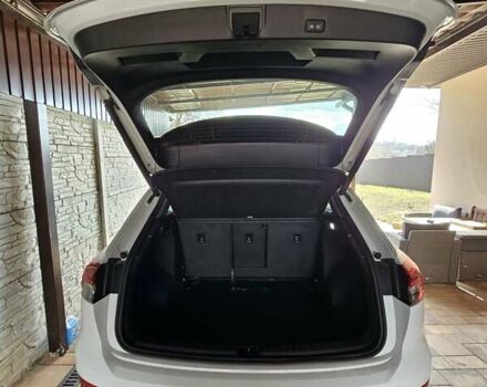 Ауди Q4 e-tron 2023 в Харькове на Automoto.ua Белый Ауди Q4 e-tron, объемом двигателя 0 л и пробегом 8 тыс. км за 29500 $, фото 18 на Automoto.ua