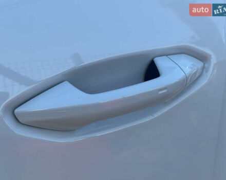 Белый Ауди Q4 e-tron, объемом двигателя 0 л и пробегом 45 тыс. км за 29999 $, фото 8 на Automoto.ua