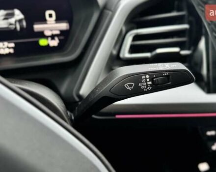 Білий Ауді Q4 e-tron, об'ємом двигуна 0 л та пробігом 16 тис. км за 31950 $, фото 52 на Automoto.ua