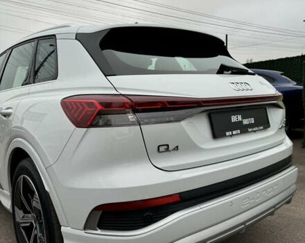 Белый Ауди Q4 e-tron, объемом двигателя 0 л и пробегом 6 тыс. км за 28500 $, фото 12 на Automoto.ua