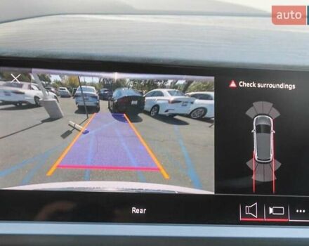 Белый Ауди Q4 e-tron, объемом двигателя 0 л и пробегом 29 тыс. км за 17700 $, фото 10 на Automoto.ua