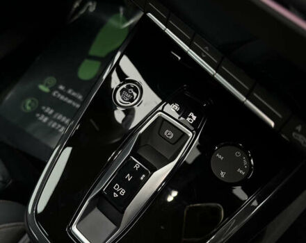 Белый Ауди Q4 e-tron, объемом двигателя 0 л и пробегом 6 тыс. км за 28500 $, фото 33 на Automoto.ua