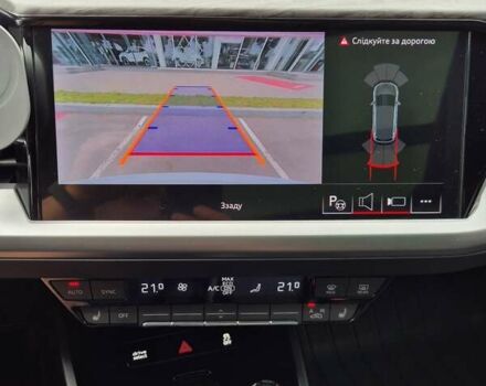 Белый Ауди Q4 e-tron, объемом двигателя 0 л и пробегом 4 тыс. км за 33500 $, фото 26 на Automoto.ua
