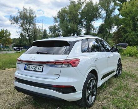 Белый Ауди Q4 e-tron, объемом двигателя 0 л и пробегом 12 тыс. км за 34000 $, фото 3 на Automoto.ua