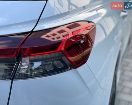 Білий Ауді Q4 e-tron, об'ємом двигуна 0 л та пробігом 10 тис. км за 32000 $, фото 13 на Automoto.ua