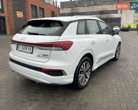 Белый Ауди Q4 e-tron, объемом двигателя 0 л и пробегом 16 тыс. км за 29500 $, фото 2 на Automoto.ua