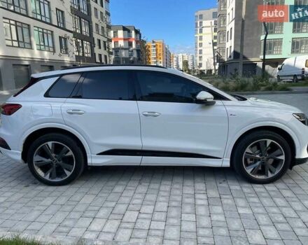 Білий Ауді Q4 e-tron, об'ємом двигуна 0 л та пробігом 10 тис. км за 32000 $, фото 5 на Automoto.ua